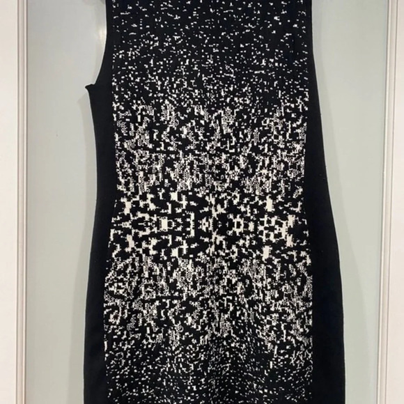 Magaschoni Women's Black & White Silk Cashmere Sleeveless Stretchy Dress Sz L - Picture 3 of 4